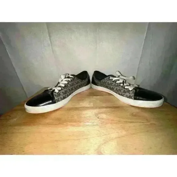 Michael Kors &quot;City&quot; signature graphic canvas/faux leather lace-up sneakers Sz 8