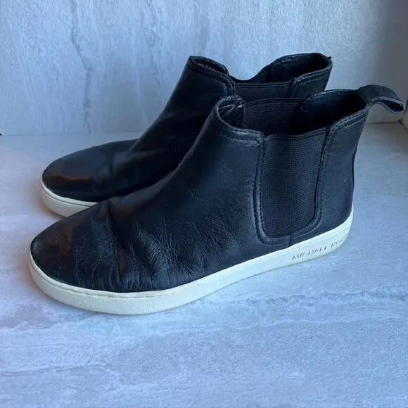Michael Kors Black leather Womens Sneaker Booties pull on Size 6.5