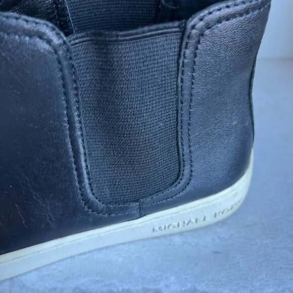 Michael Kors Black leather Womens Sneaker Booties pull on Size 6.5