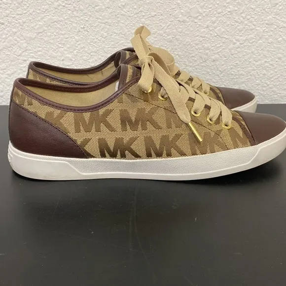 Michael Kors MK Logo City Sneakers Canvas &amp; Leather Size 9M - Beige/Brown