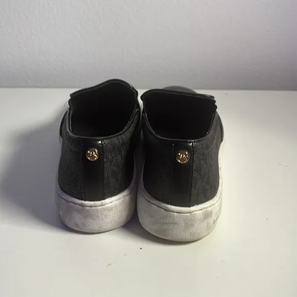 Michael Kors Women’s Keaton Black Logo Slip On Sneakers Size 6.5