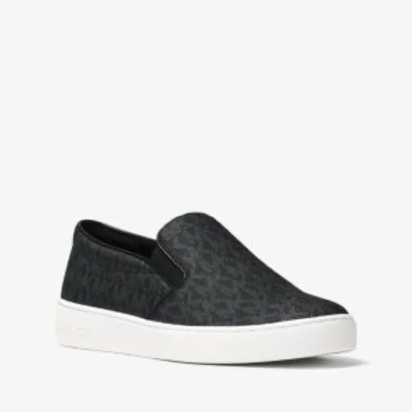 Michael Kors Women’s Keaton Black Logo Slip On Sneakers Size 6.5