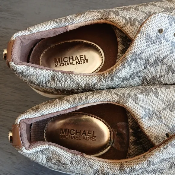 Michael Kors Women's Tan Slip-On Sneakers Size 7.5 No Shoe Strings