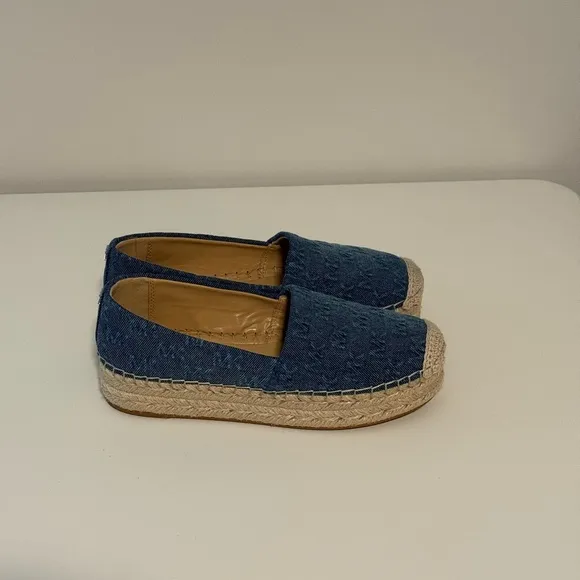 MICHAEL Michael Kors  Women’s Lynn Espadrille Flats