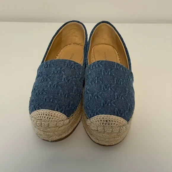 MICHAEL Michael Kors  Women’s Lynn Espadrille Flats