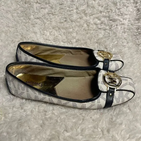 Michael Kors Women's logo White and Navy  slip on Flats  gold tone accent SZ10M