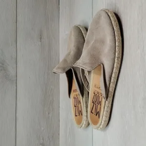MizMooz Womens NY Suede Loafer Flats Slide shoes sz 37/6.5-7