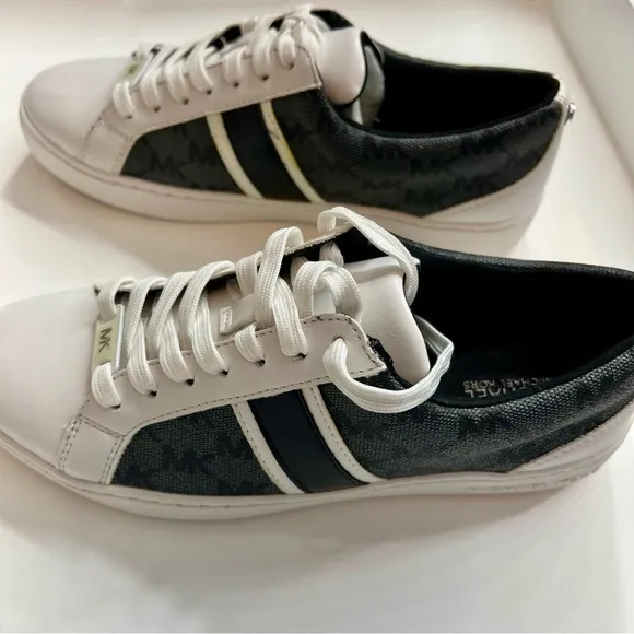 Monae Signature Logo Lace-Up Sneakers