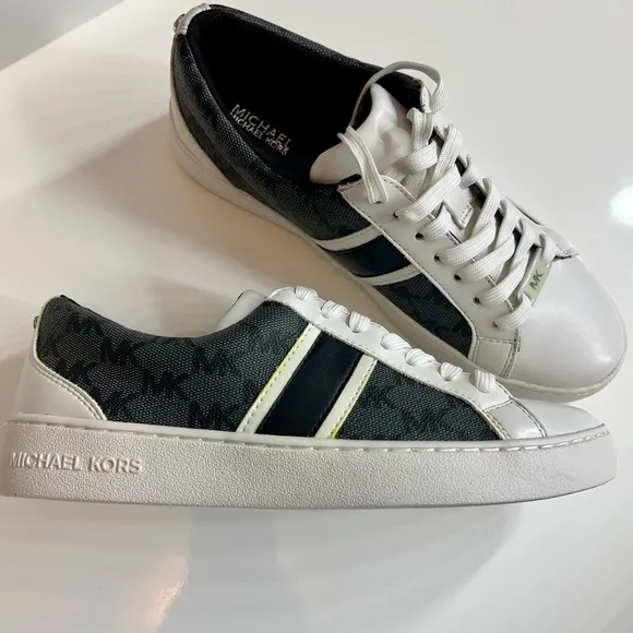 Monae Signature Logo Lace-Up Sneakers