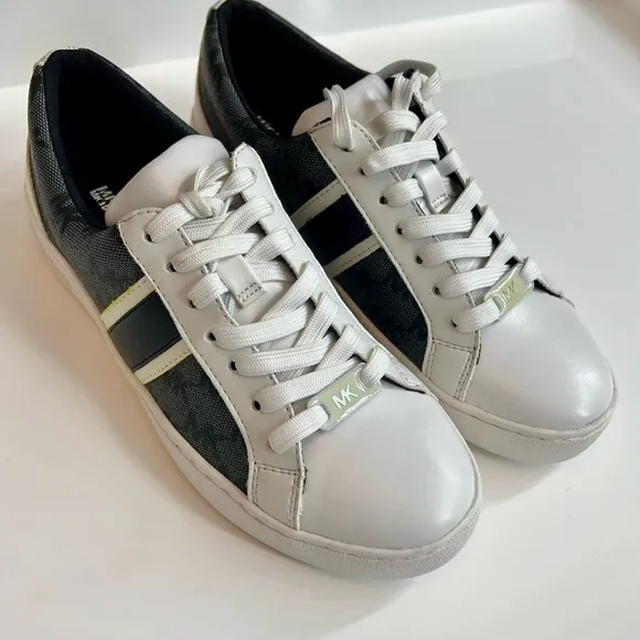 Monae Signature Logo Lace-Up Sneakers