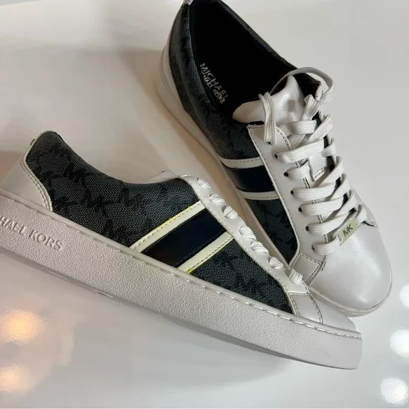 Monae Signature Logo Lace-Up Sneakers