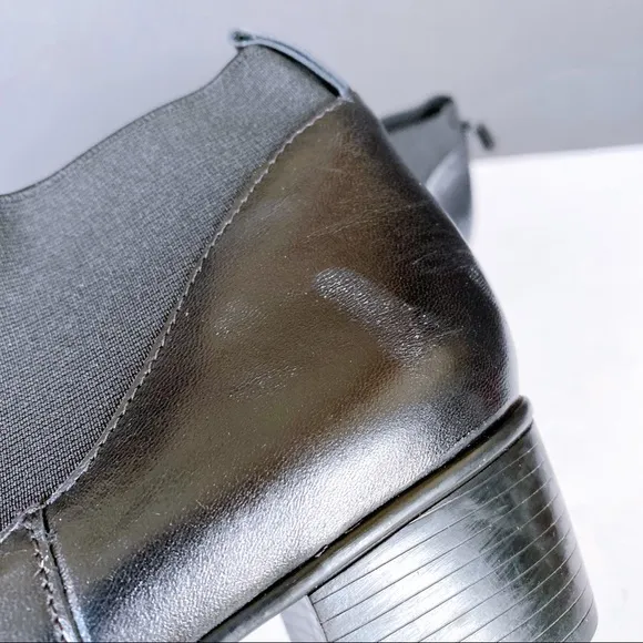 Munro Shari Black Leather Ankle Boots US8.5 ($239)