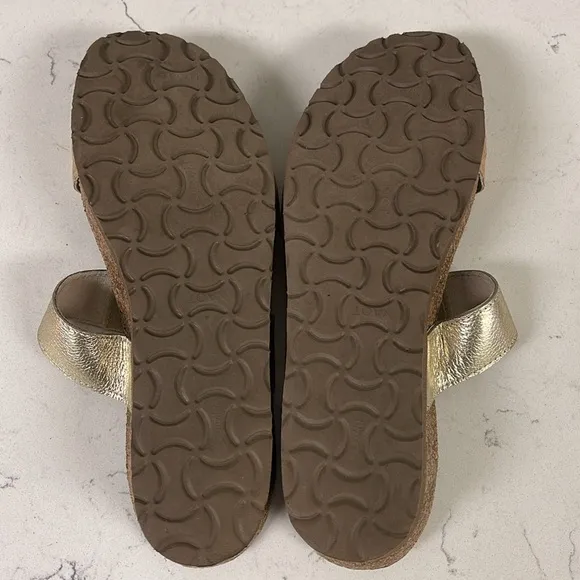 Naot Althea Radiant Gld Lthr/ Cork Lthr 4035-YE Size 39