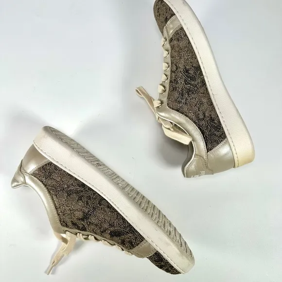 Nero Giardini Women's Lace Sneakers. Made in Italy. Size: US 5