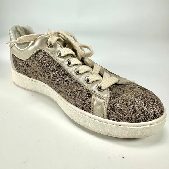 Nero Giardini Women's Lace Sneakers. Made in Italy. Size: US 5