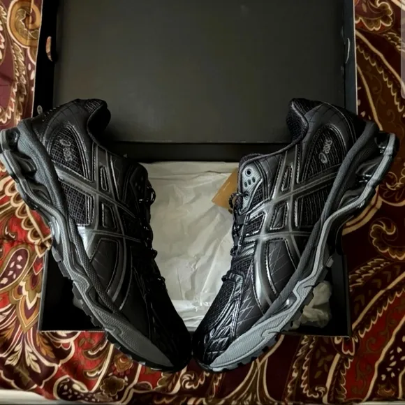 NEW ACICS GEL NIMBUS 10.1 HAVEN