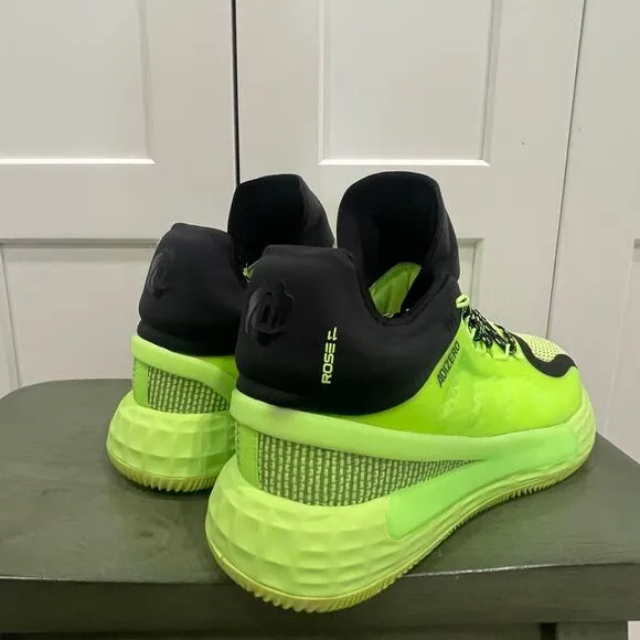 NEW ADIDAS DERRICK ROSE ADIZERO BASKETBALL SNEAKERS SZ 9.5 MENS! - 9108