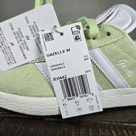 NEW Adidas Gazelle Womens Size 6 Casual Sneakers Shoes Matcha Green White IE0442