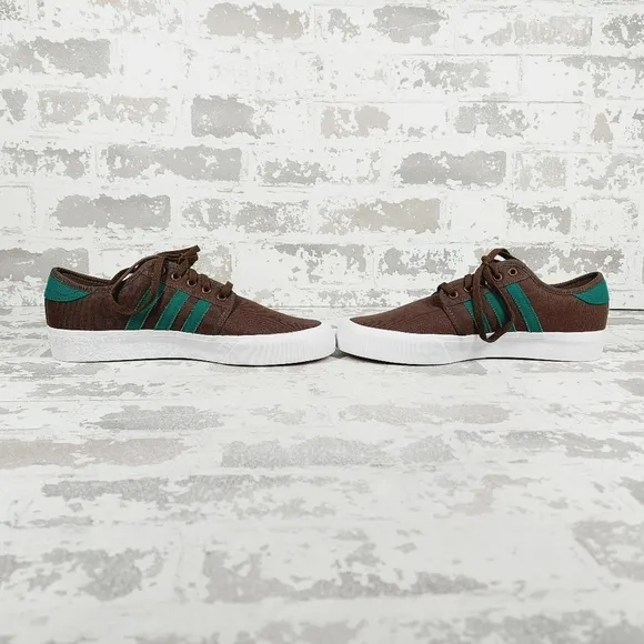 New Adidas Seely Brown Lace Up Skate Sneakers B50