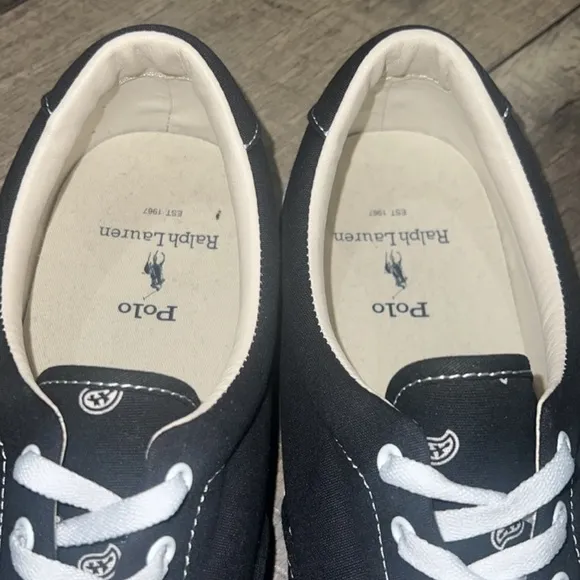 New authentic Polo Ralph Lauren designer canvas sneakers sz mens 14 display