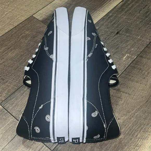 New authentic Polo Ralph Lauren designer canvas sneakers sz mens 14 display