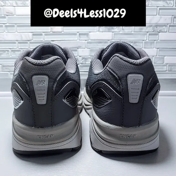 New Balance 1540v3 Running Walking Mens Black Grey Castlerock