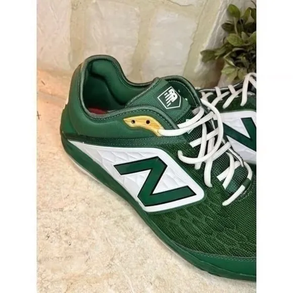 New Balance 3000 V4 Metal Baseball Cleats Green/White sz 17
