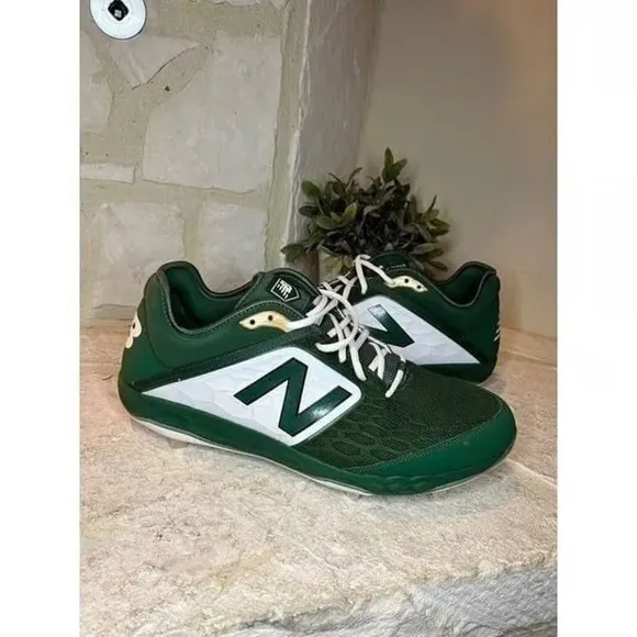 New Balance 3000 V4 Metal Baseball Cleats Green/White sz 17