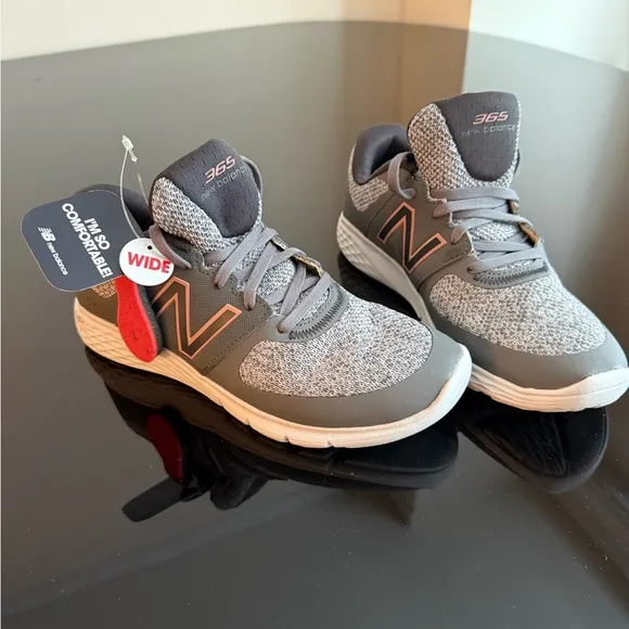 New Balance 365 Sneakers Size 6.5 Wide