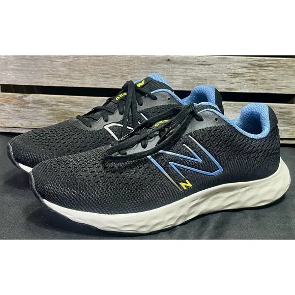 New Balance 520 V8 Men's Size 9 4E Black Running Shoes Athletic Sneakers Casual