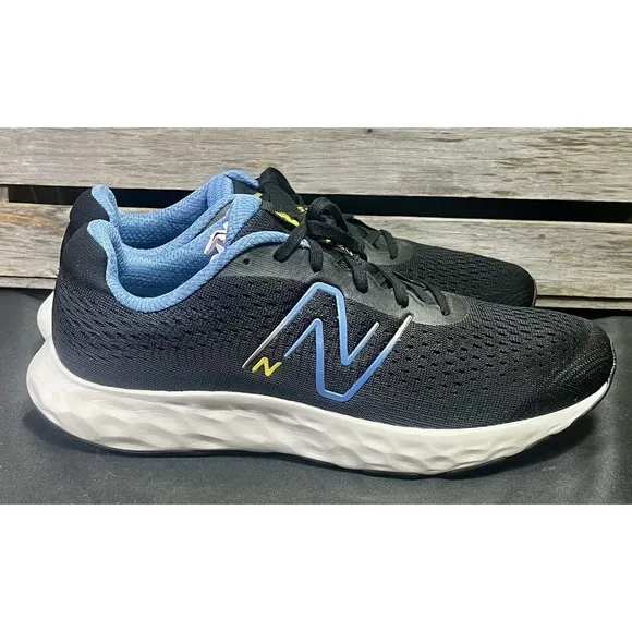 New Balance 520 V8 Men's Size 9 4E Black Running Shoes Athletic Sneakers Casual