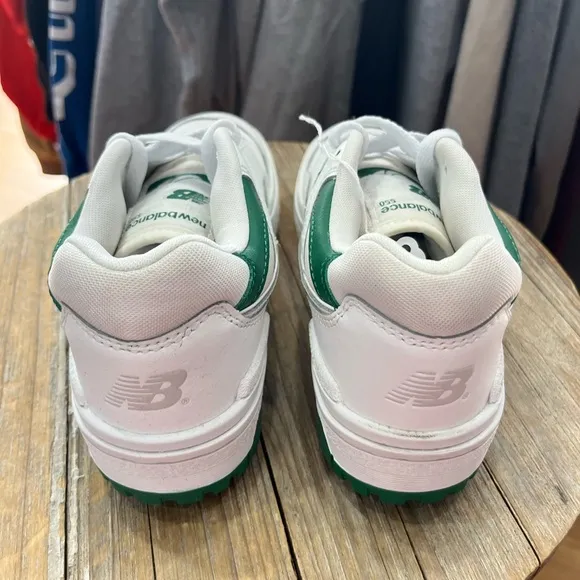 New Balance 550 sneakers in white and green 4Y