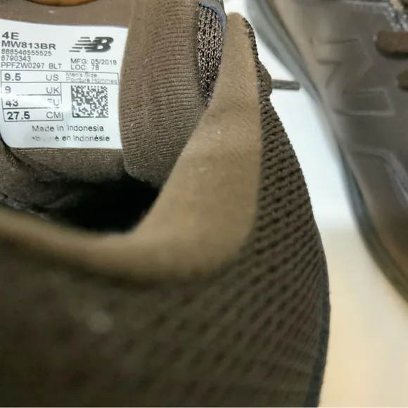 New Balance 813 Brown Leather Walking Shoes Lace Up Low Top Mens Size 9.5 4 E
