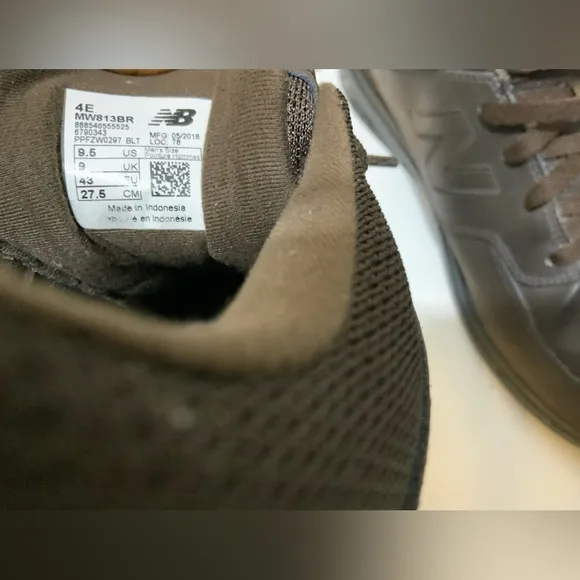 New Balance 813 Brown Leather Walking Shoes Lace Up Low Top Mens Size 9.5 4 E