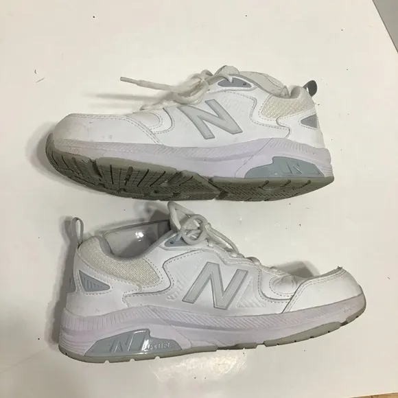 New Balance 857 V3 Womens Cyclone White Lace Up Training Shoes Size 9 Wide