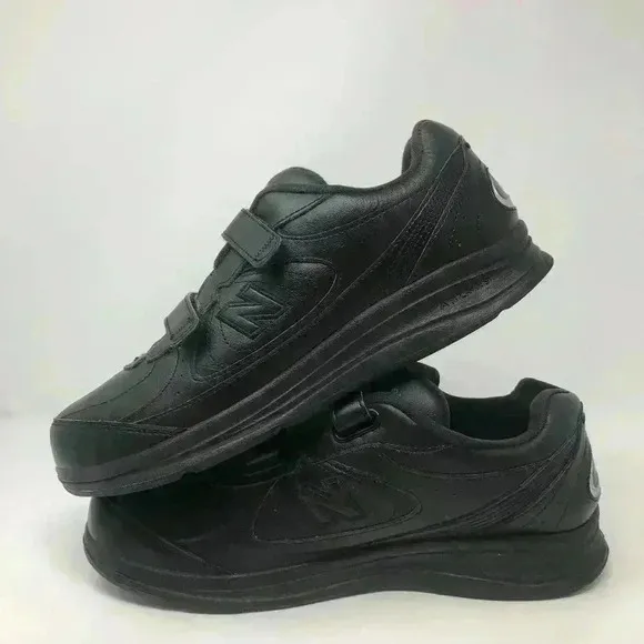 New Balance Men Leather Black Walking 12 Shoes