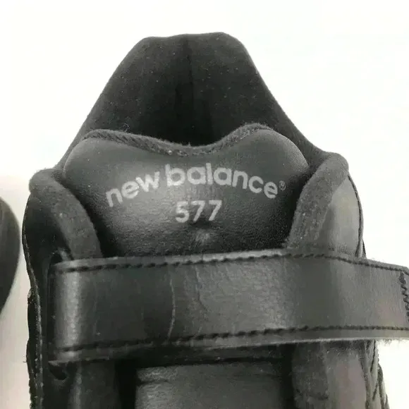 New Balance Men Leather Black Walking 12 Shoes