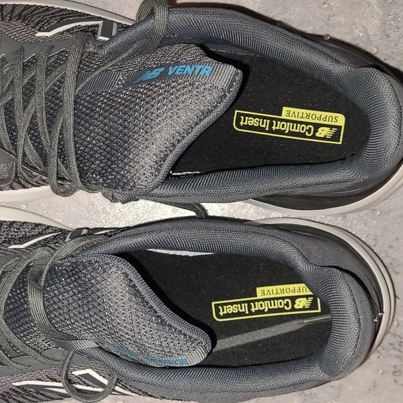 New Balance Men's Gray Running Shoes- Size 13
