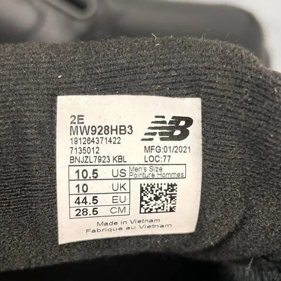 New Balance Men's Size 10.5 2E W Dual Strap Closure Thriple Black Walking Shoes