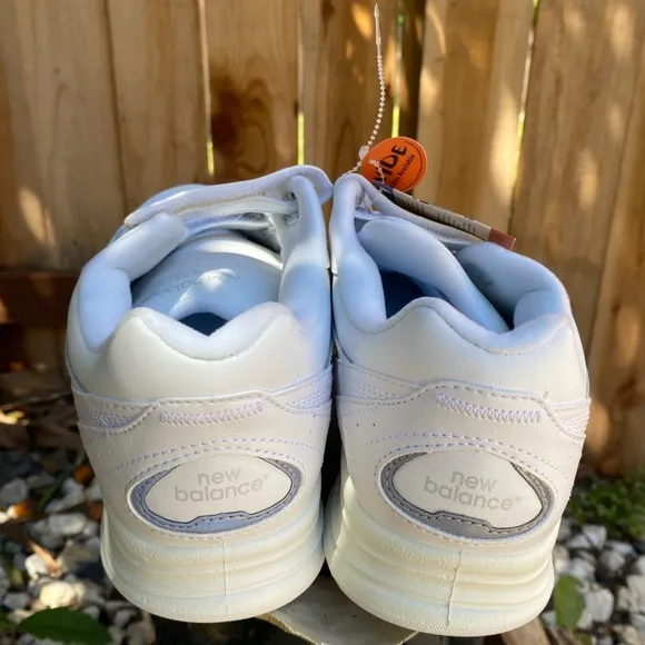 New Balance Men’s Walking DSL-2 Sneakers, Wide,Hook&amp;Loop 577, Wht,Size 8½, EU 42