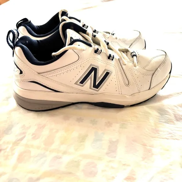 New Balance MX608WN5 White Blue Crosstrainers Leather sneakers SZ 7.5 Worn 1X