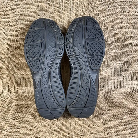 New balance running Shoe Black Walking Men's Size 10 2E