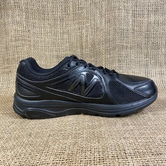 New balance running Shoe Black Walking Men's Size 10 2E