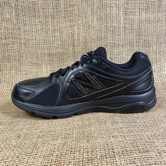 New balance running Shoe Black Walking Men's Size 10 2E