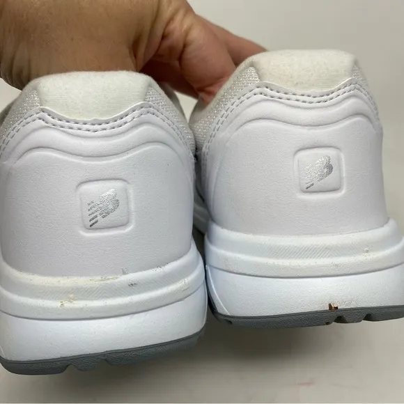 New Balance Ww 813 White Leather Walking Comfort Athletic Shoes - Womens NARROW