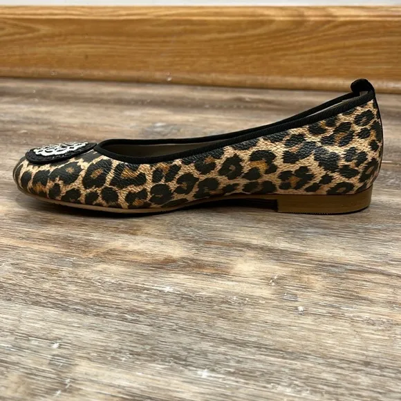 New Brighton Aleta Flats Leopard Womens Size 7  Animal Print Leather Shoes