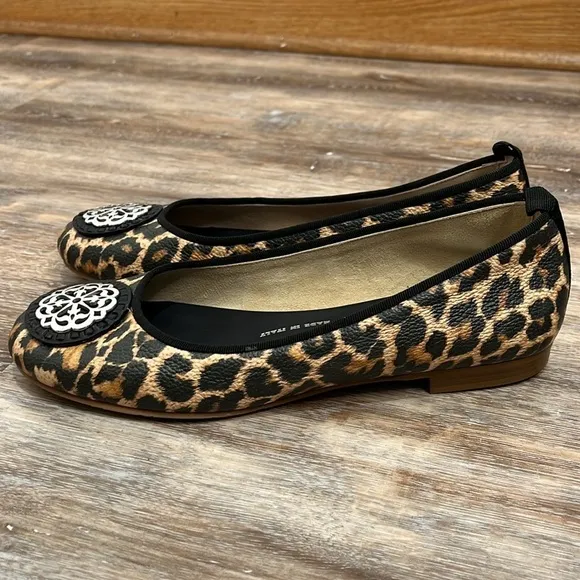 New Brighton Aleta Flats Leopard Womens Size 7  Animal Print Leather Shoes