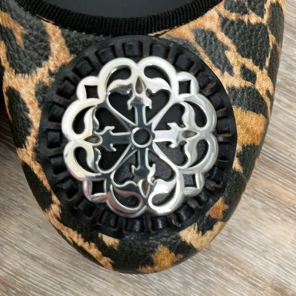 New Brighton Aleta Flats Leopard Womens Size 7  Animal Print Leather Shoes