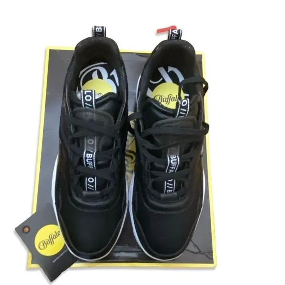 New Buffalo flat XTR sneakers black white Sz 7.5 chunky trainers London shoes