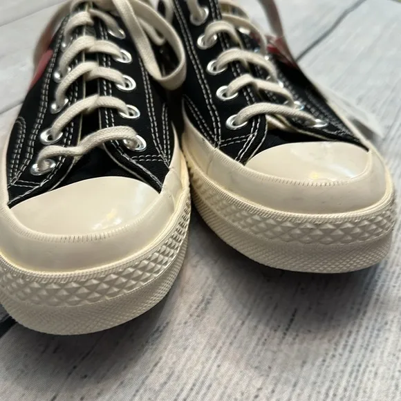 NEW Comme Des Garcons PLAY x Converse Unisex Chuck Taylor Lace Up Sneakers